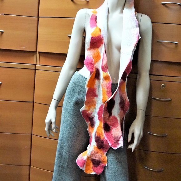 FELTED WOOL HANDMADE LONG SCARF GIFT FOR WOMEN - Picture 9 of 11
